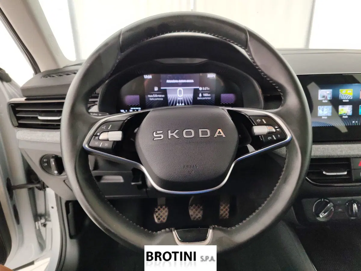 Skoda Kamiq usata a Massa-Carrara (14)