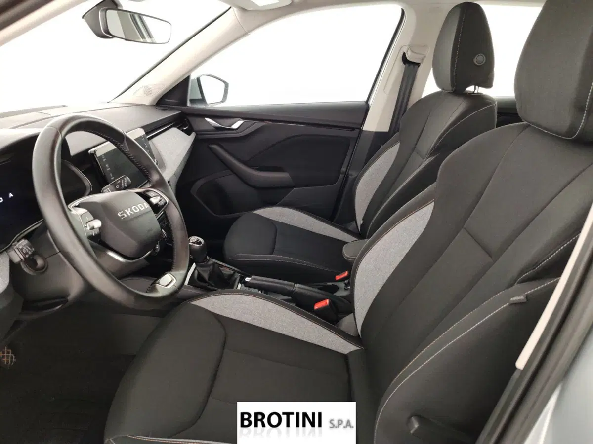 Skoda Kamiq usata a Massa-Carrara (7)