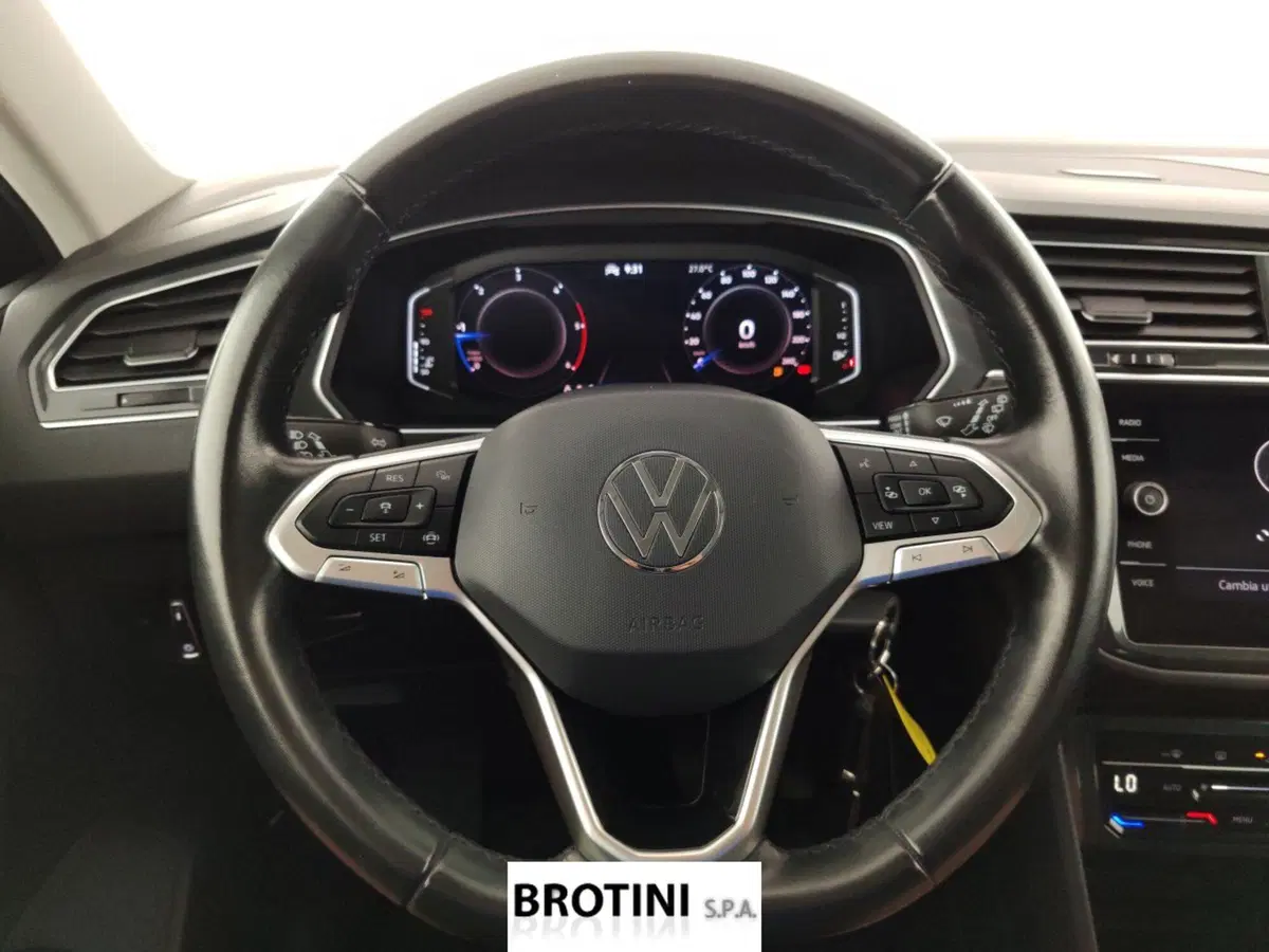Volkswagen Tiguan usata a Massa-Carrara (13)