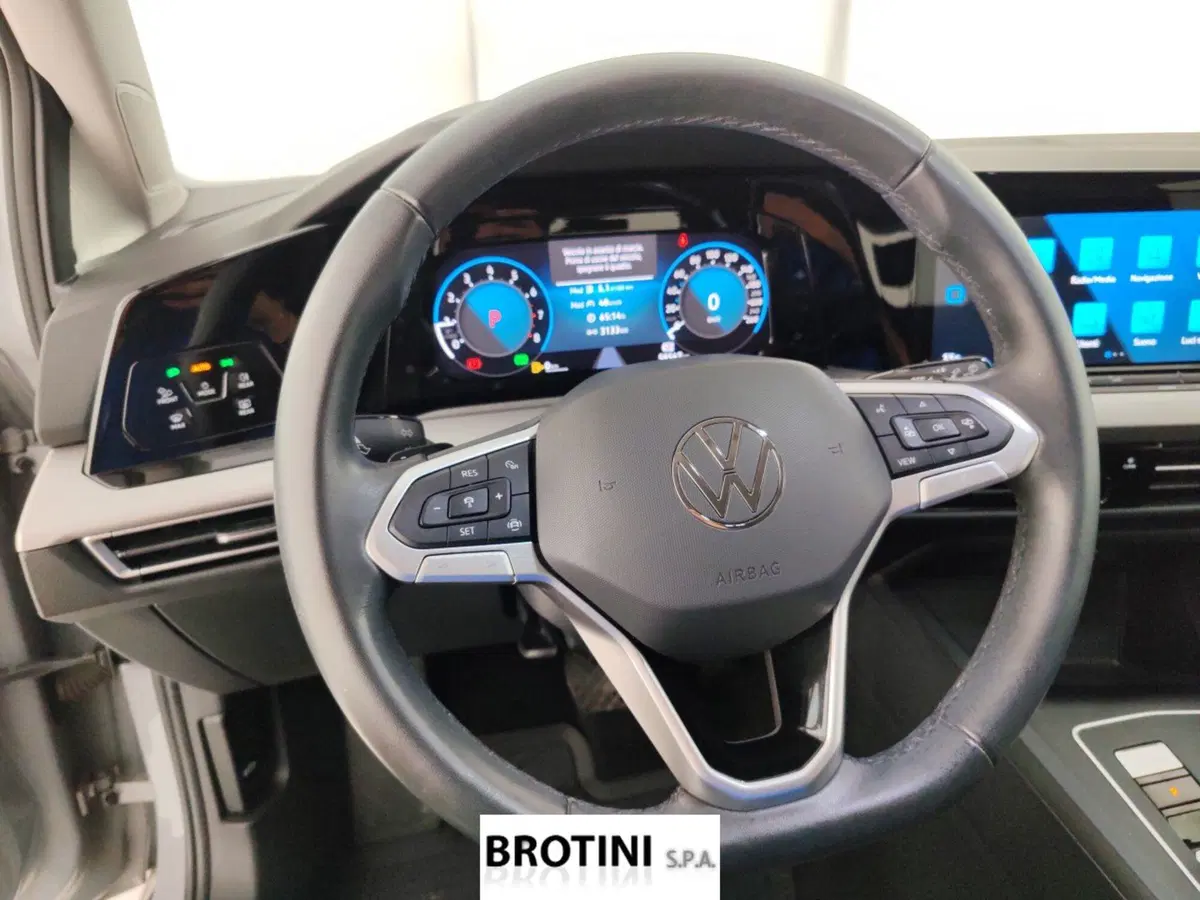 Volkswagen Golf usata a Massa-Carrara (14)
