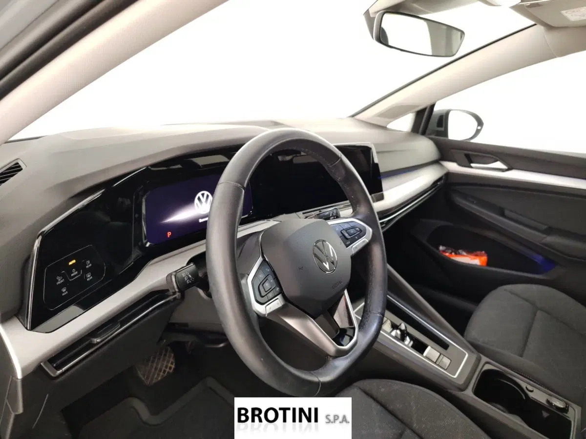 Volkswagen Golf usata a Massa-Carrara (8)