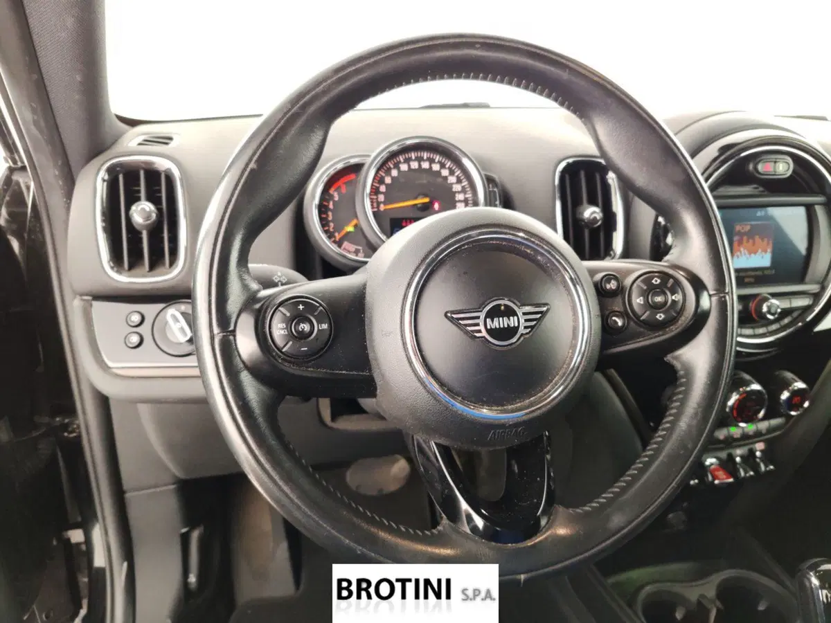 MINI Mini Countryman usata a Massa-Carrara (14)