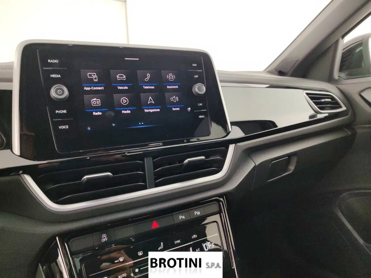Volkswagen T-Roc usata a Massa-Carrara (12)