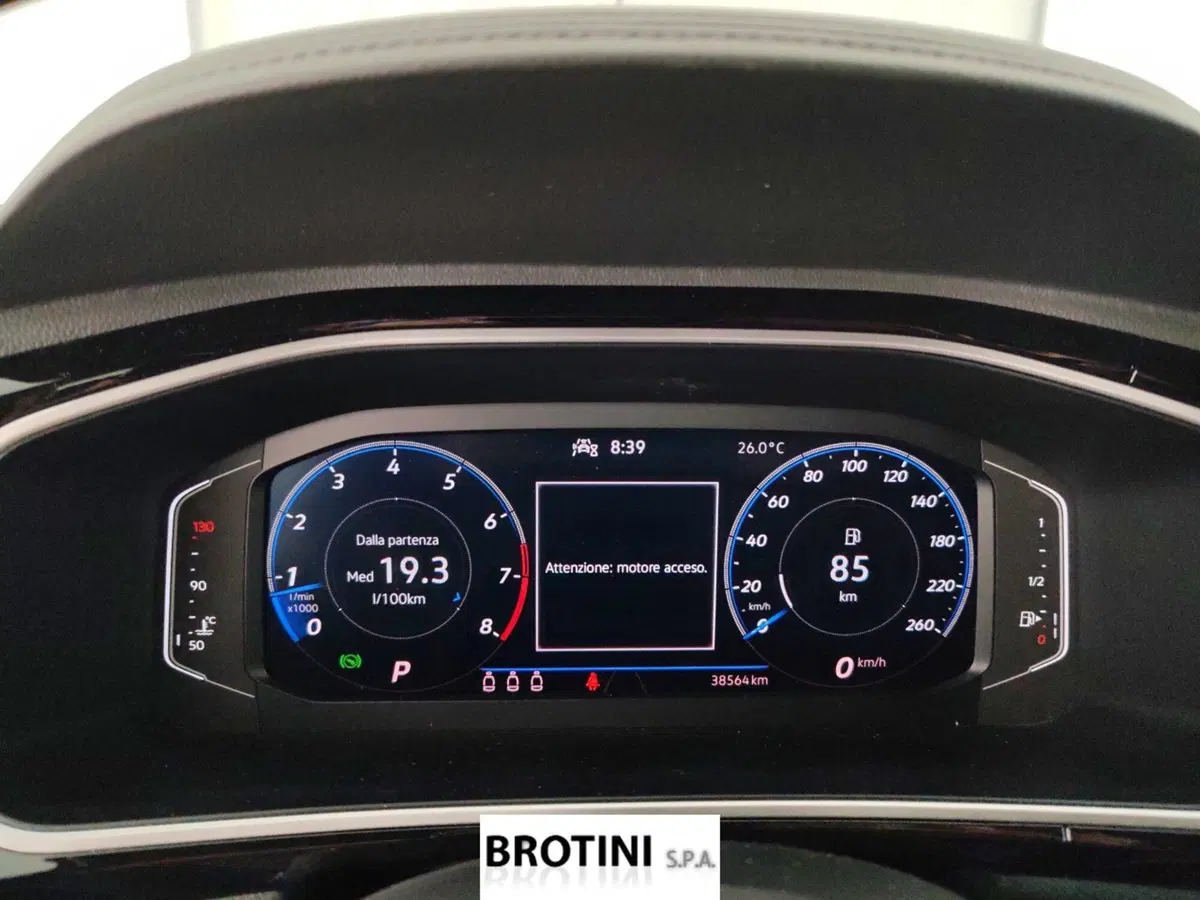 Volkswagen T-Roc usata a Massa-Carrara (13)