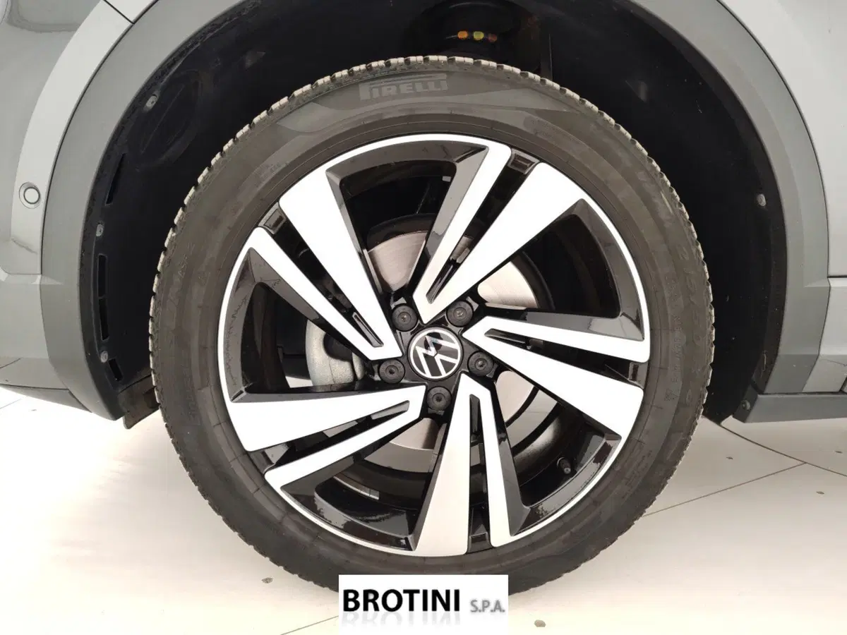 Volkswagen T-Roc usata a Massa-Carrara (6)