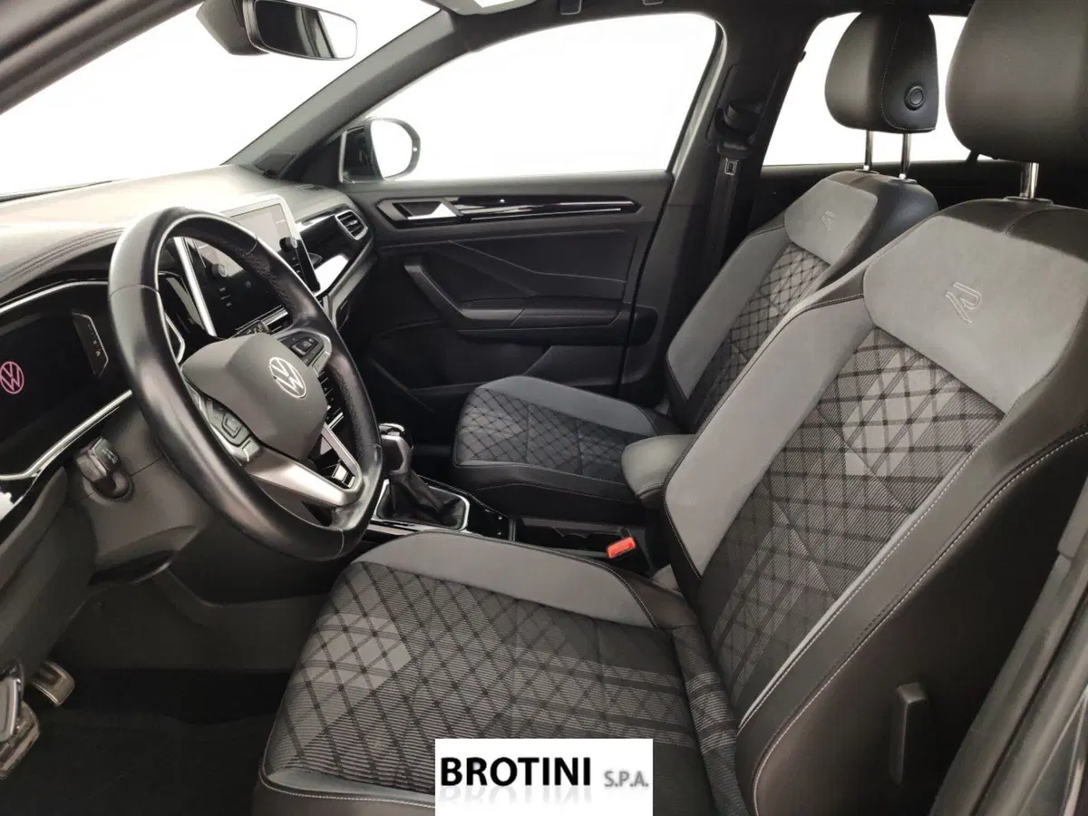 Volkswagen T-Roc usata a Massa-Carrara (7)