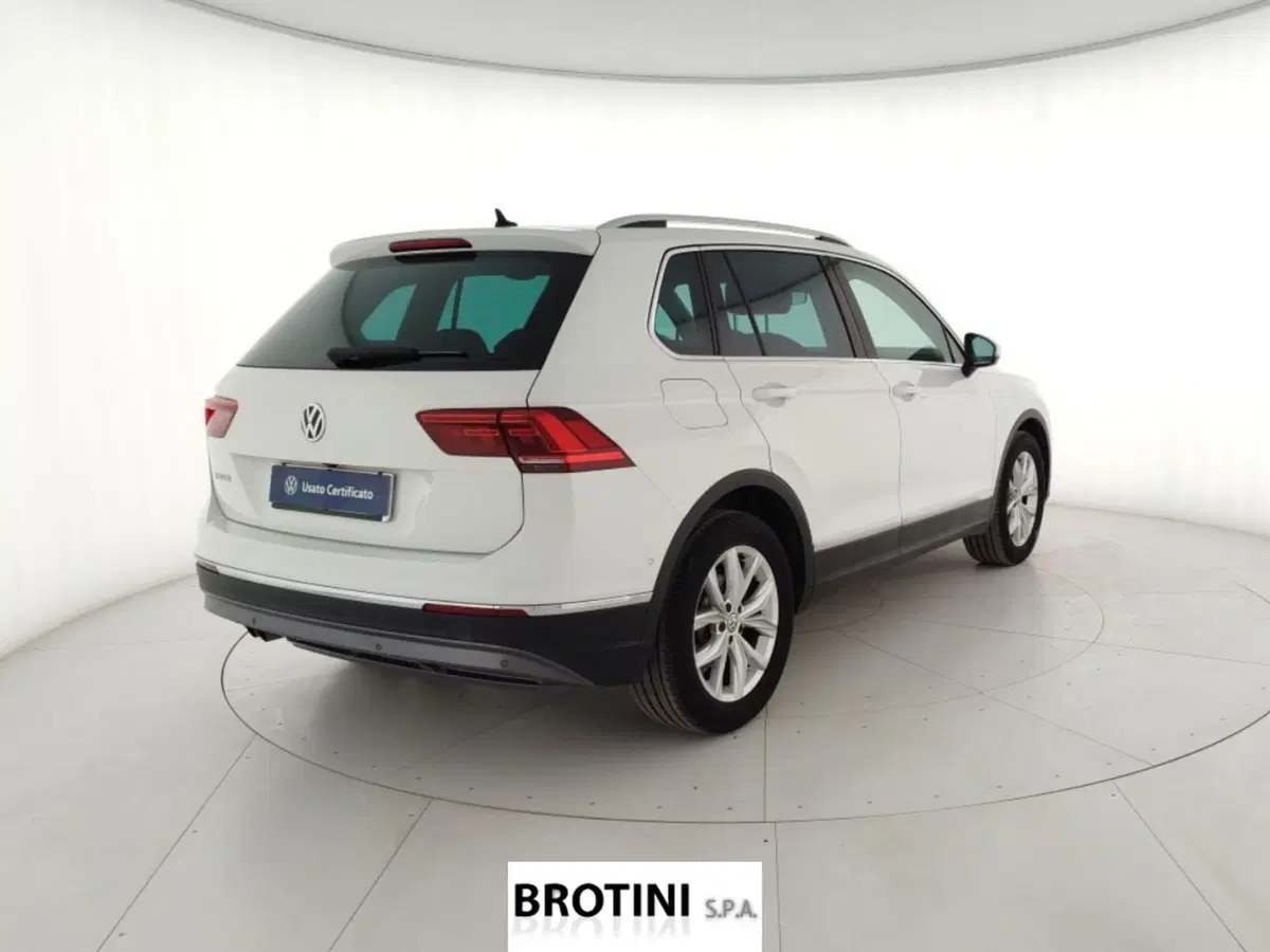 Volkswagen Tiguan usata a Massa-Carrara (3)