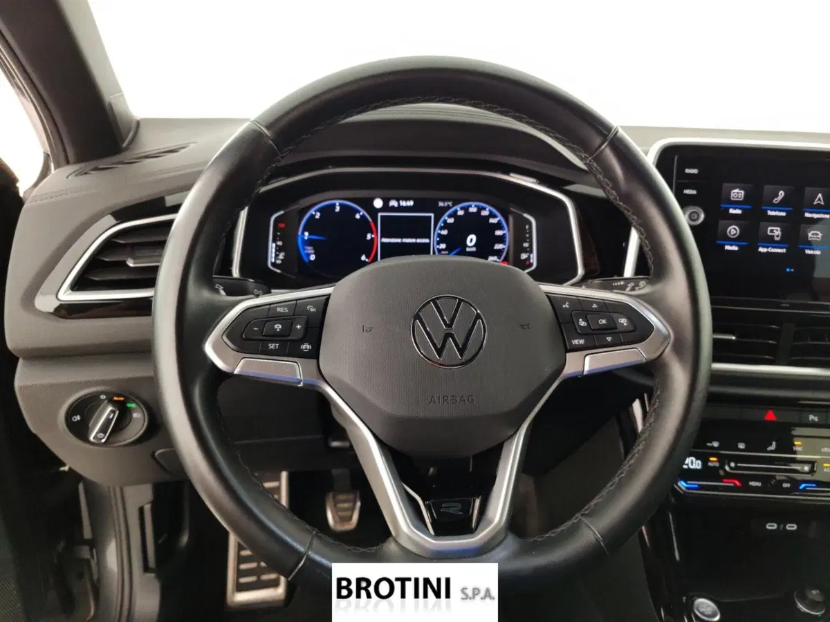 Volkswagen T-Roc usata a Massa-Carrara (14)