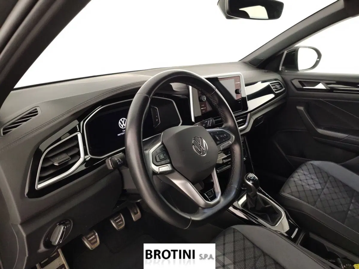 Volkswagen T-Roc usata a Massa-Carrara (8)