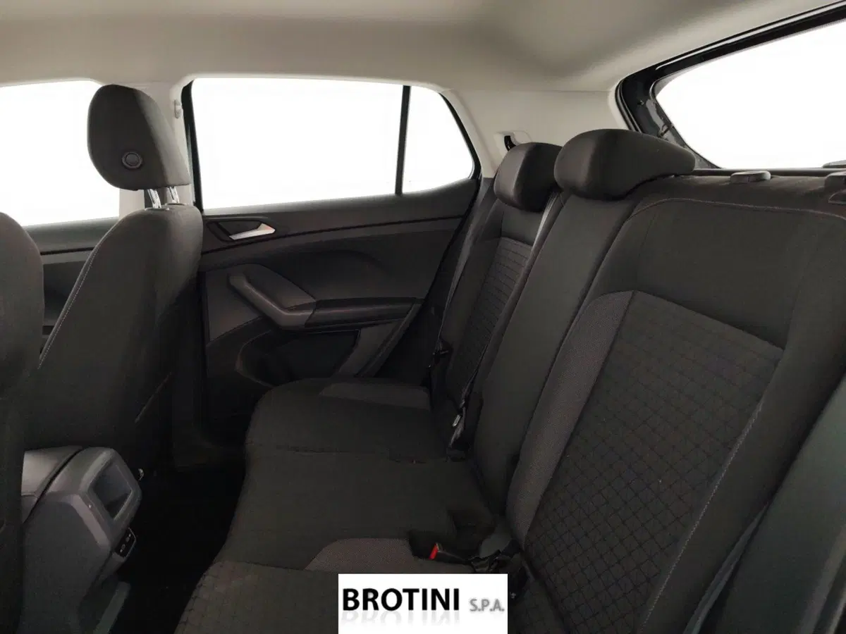 Volkswagen T-Cross usata a Massa-Carrara (9)