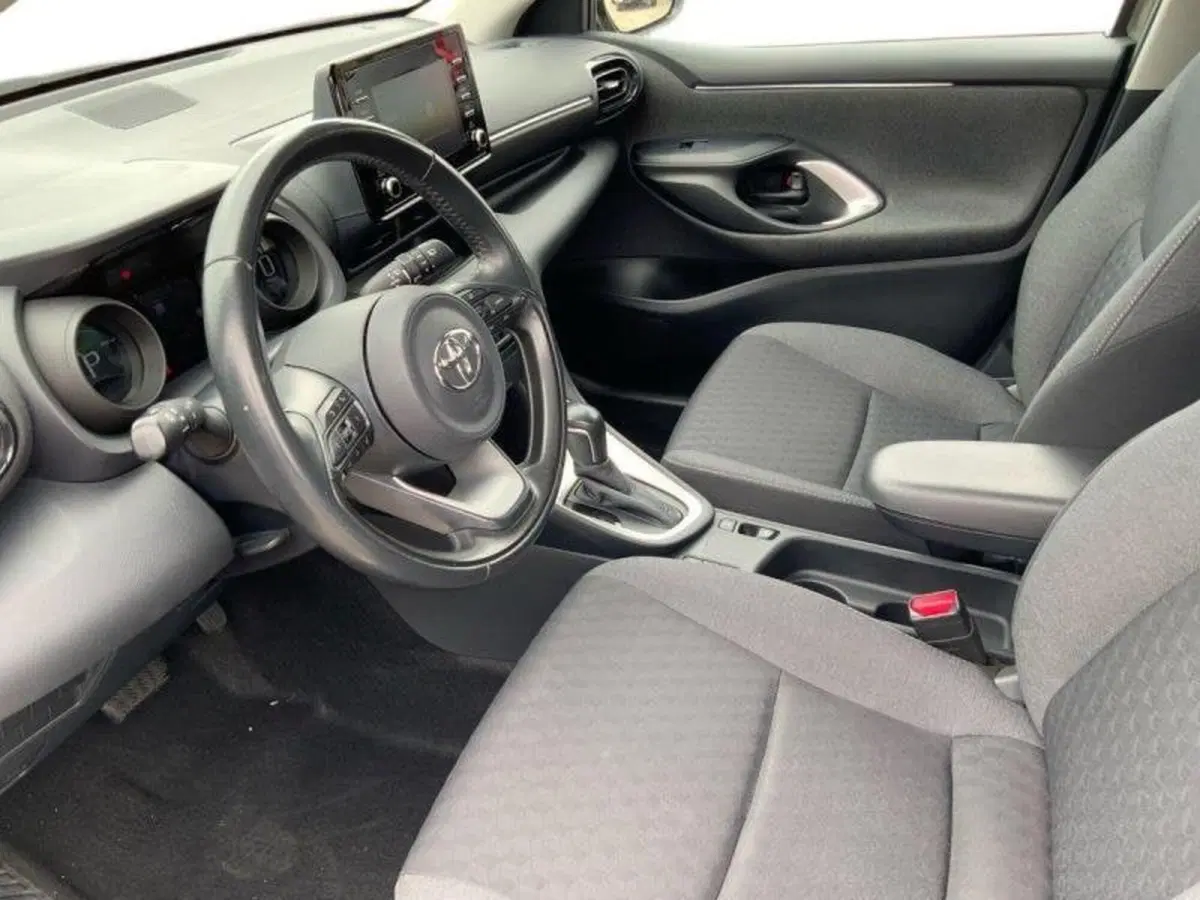 Toyota Yaris usata a Perugia (8)