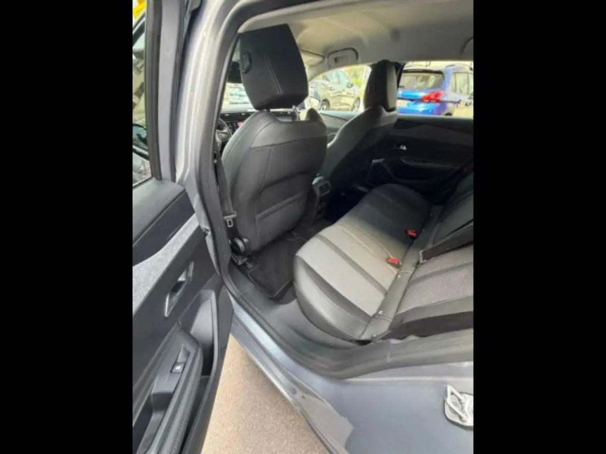 Peugeot 308 SW usata a Caltanissetta (13)