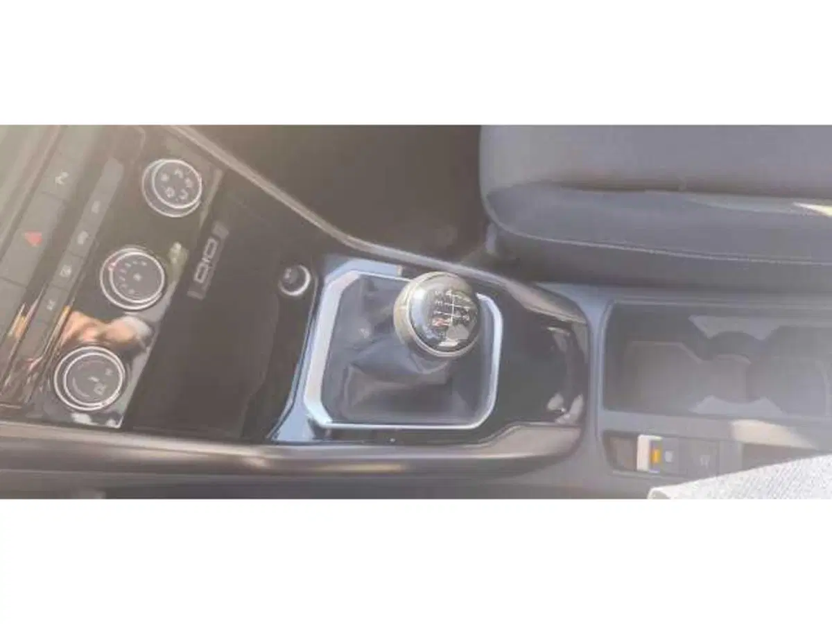 Volkswagen T-Roc usata a Avellino (11)
