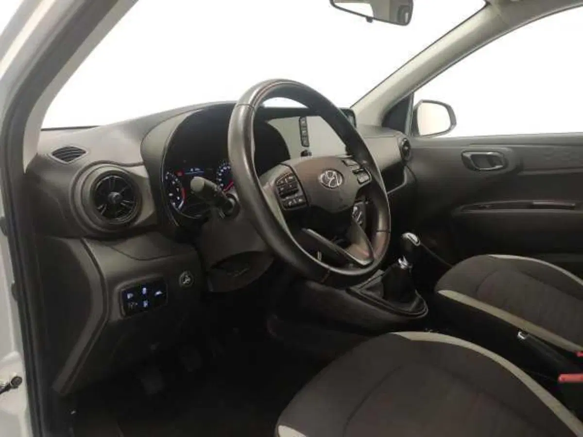 Hyundai i10 usata a Avellino (16)