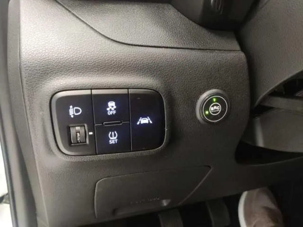 Hyundai i10 usata a Avellino (17)