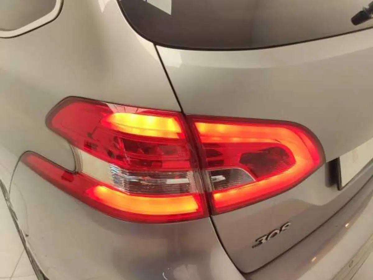Peugeot 308 SW usata a Avellino (10)