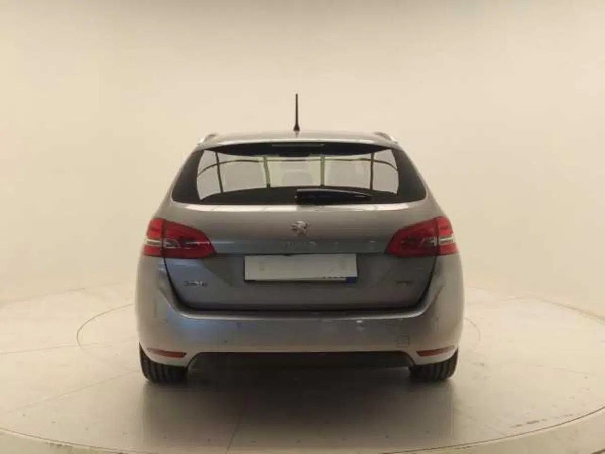 Peugeot 308 SW usata a Avellino (6)
