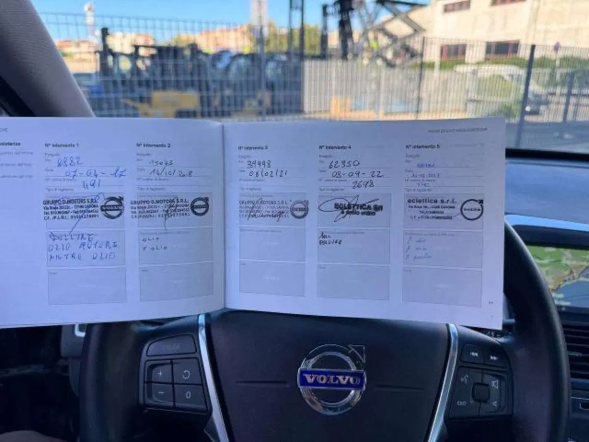 Volvo XC60 usata a Savona (15)