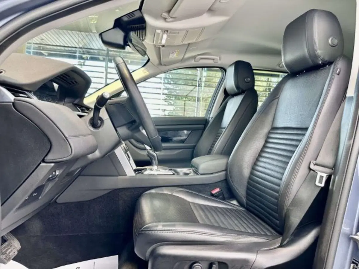 Land Rover Discovery Sport usata a Torino (12)
