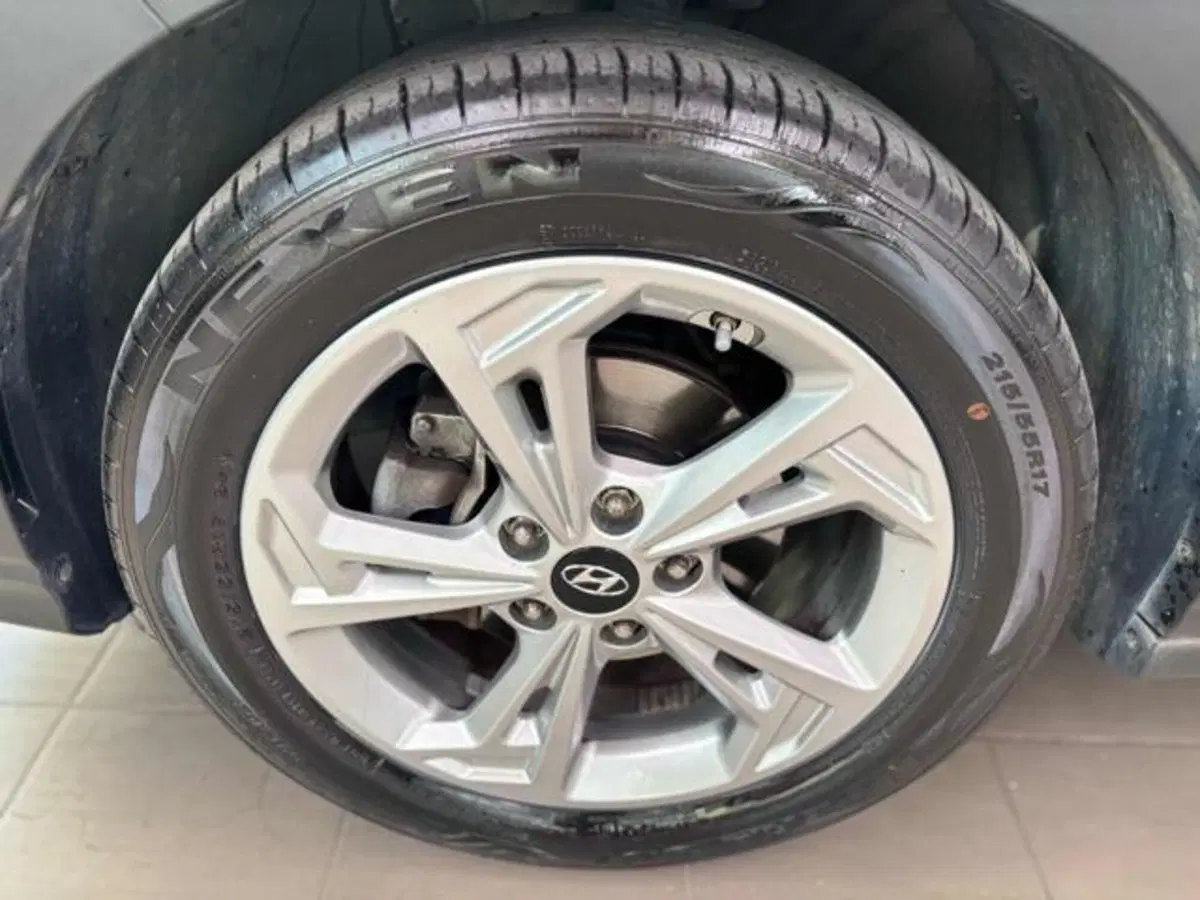 Hyundai Kona usata a Pesaro-Urbino (6)