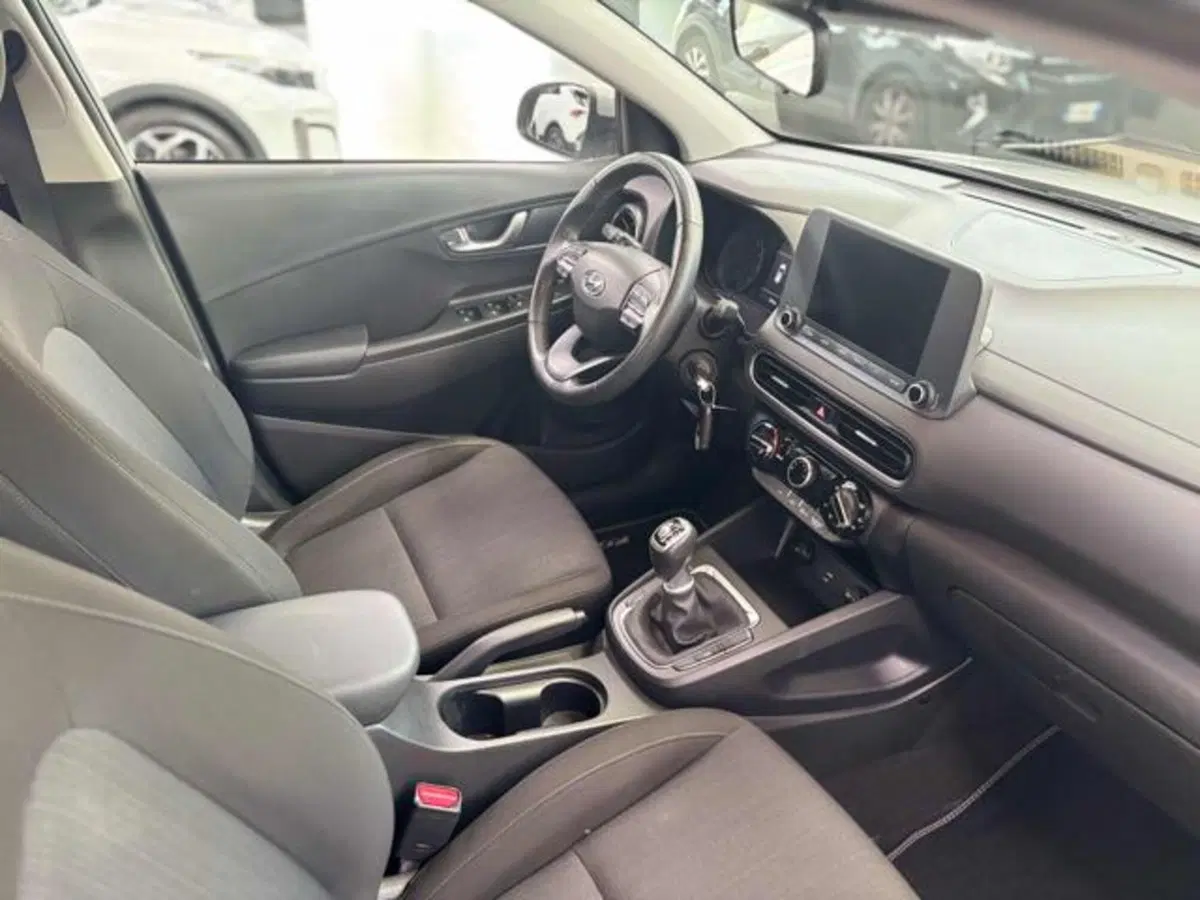 Hyundai Kona usata a Pesaro-Urbino (9)