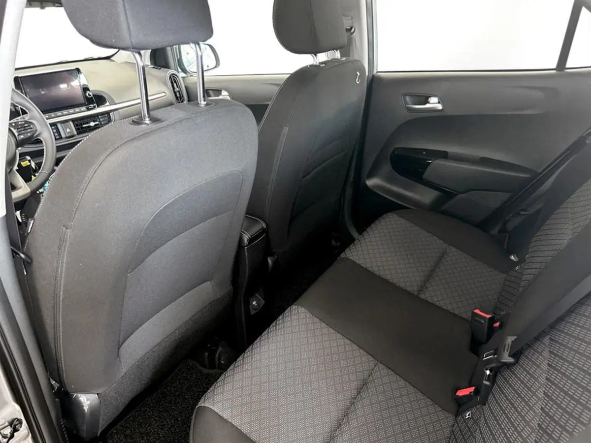 Kia Picanto nuova a Piacenza (10)