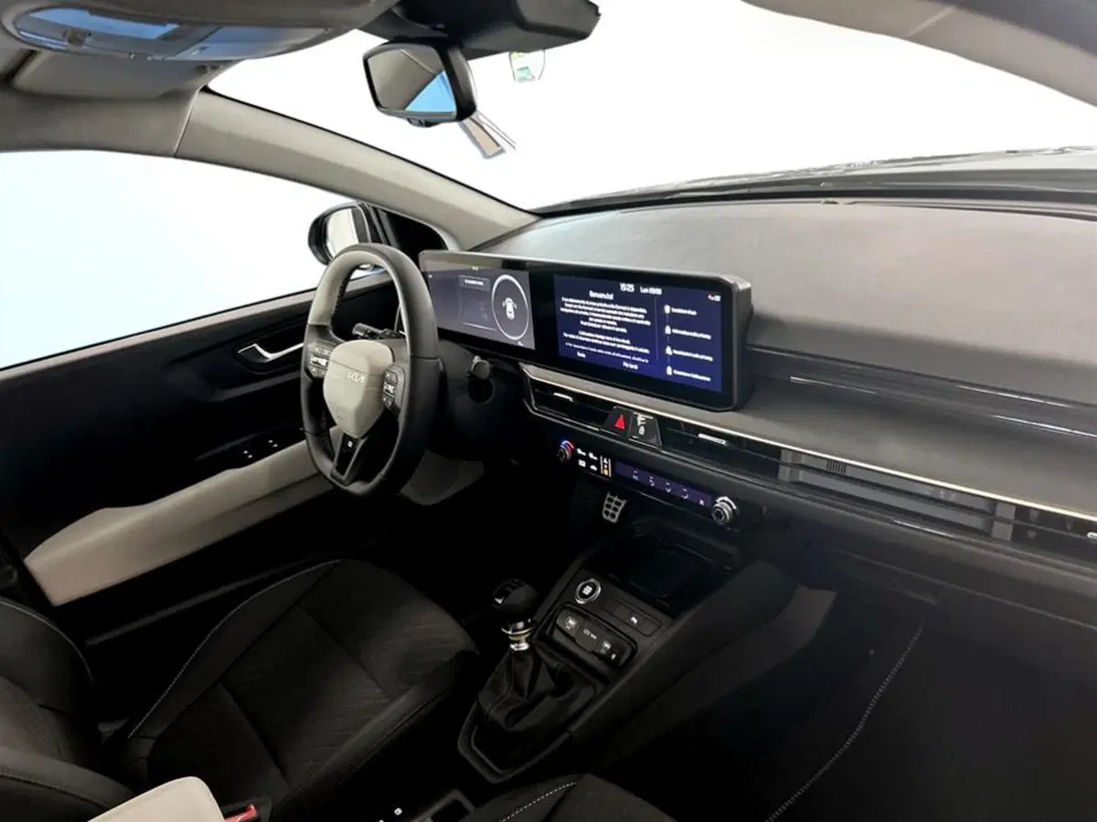 Kia Stonic nuova a Piacenza (14)