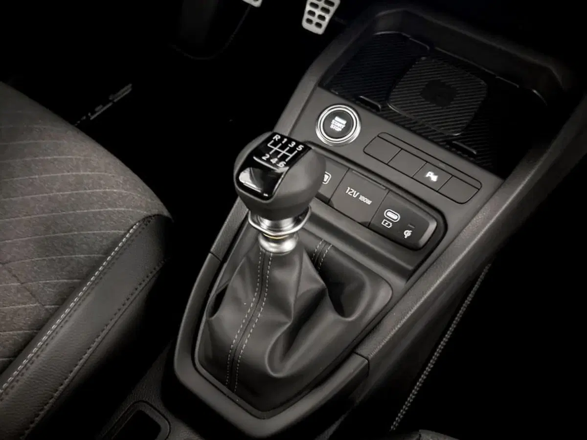 Kia Stonic nuova a Piacenza (15)