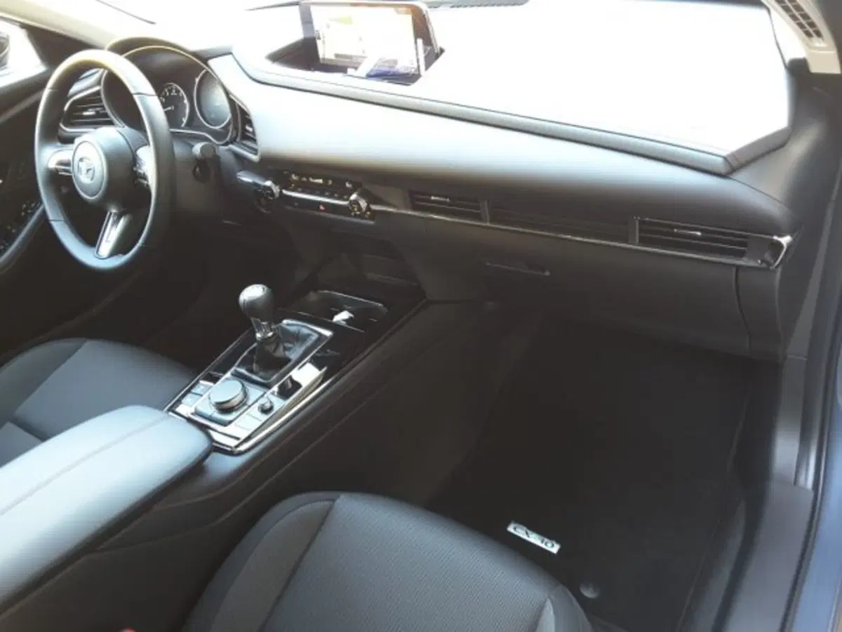 Mazda CX-30 nuova a Firenze (11)