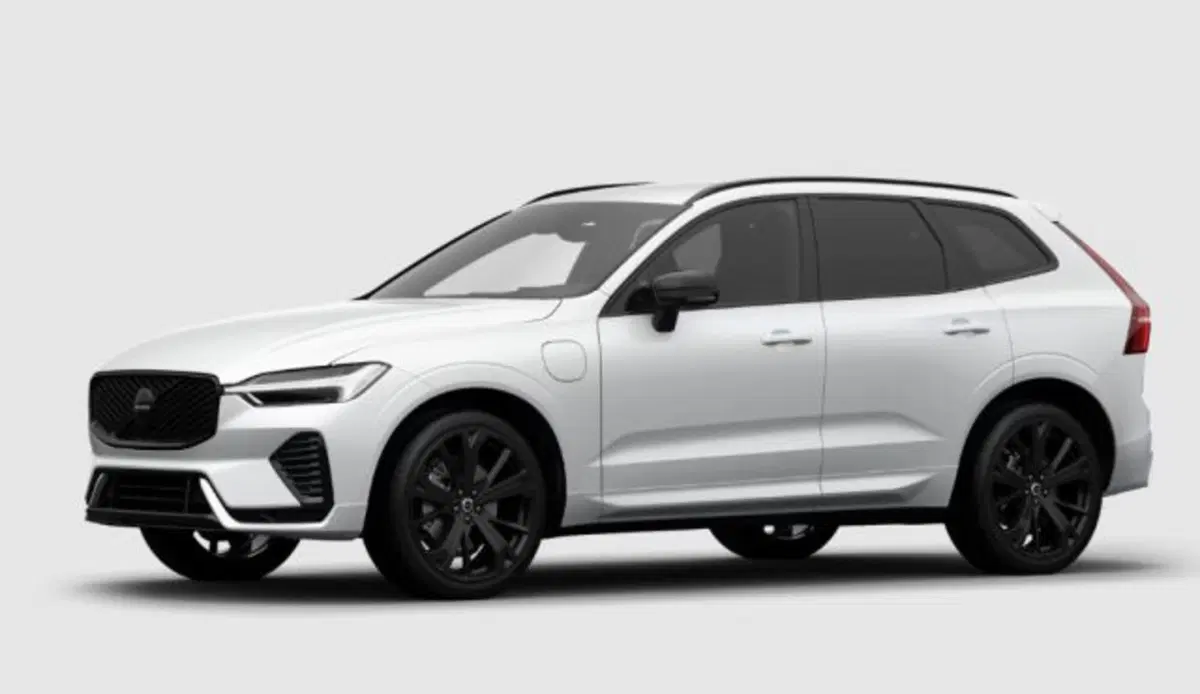 Volvo XC60 nuova a Udine (2)