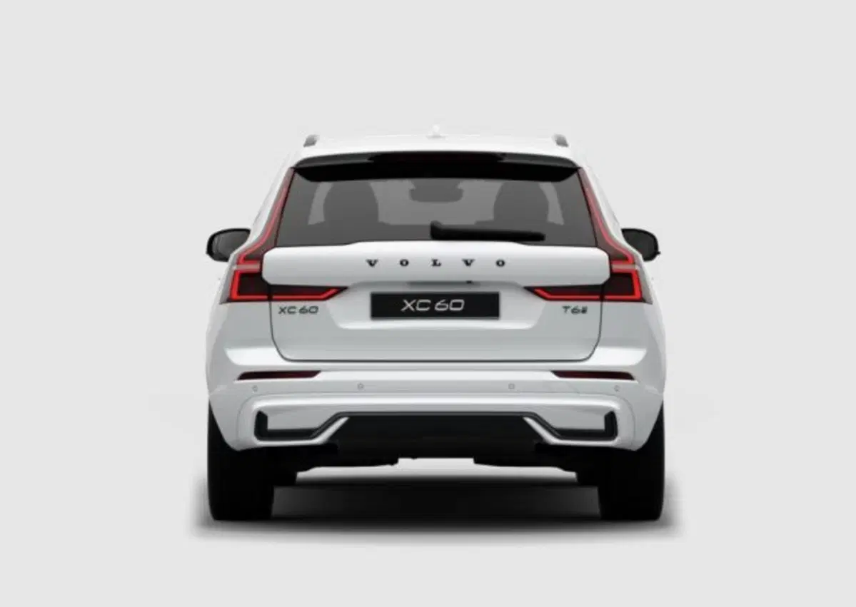 Volvo XC60 nuova a Udine (4)