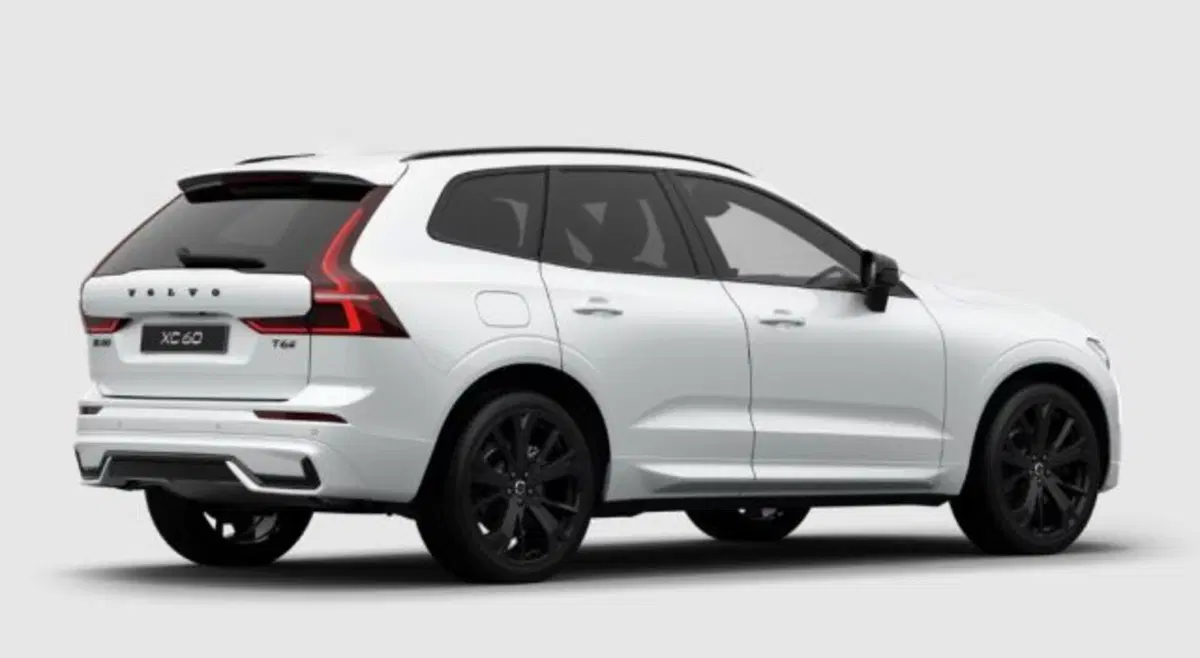 Volvo XC60 nuova a Udine (5)