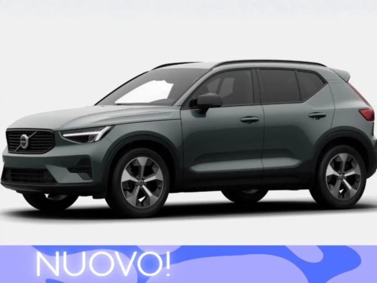 Volvo XC40 nuova a Udine