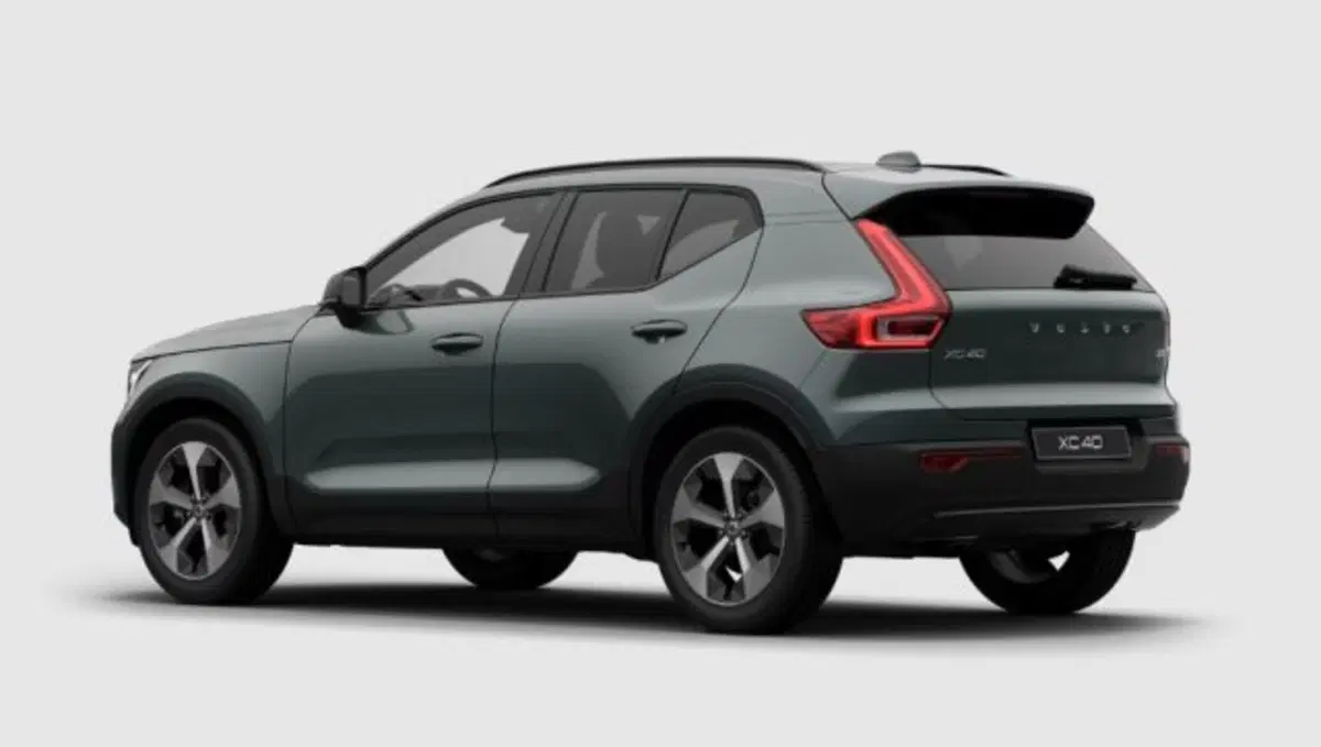 Volvo XC40 nuova a Udine (3)
