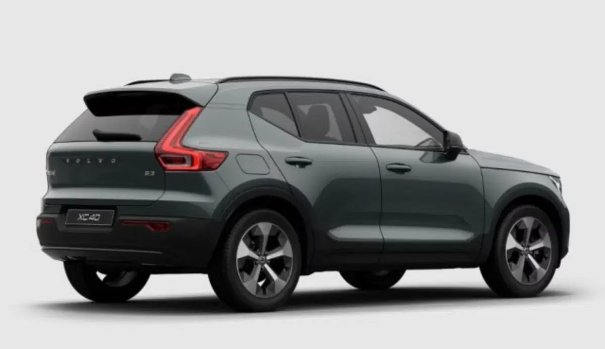 Volvo XC40 nuova a Udine (5)