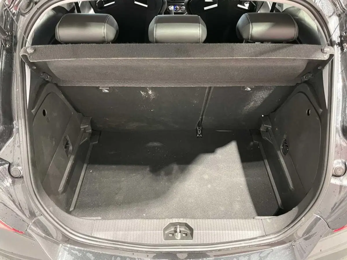 Opel Corsa Coupé usata a Sondrio (14)