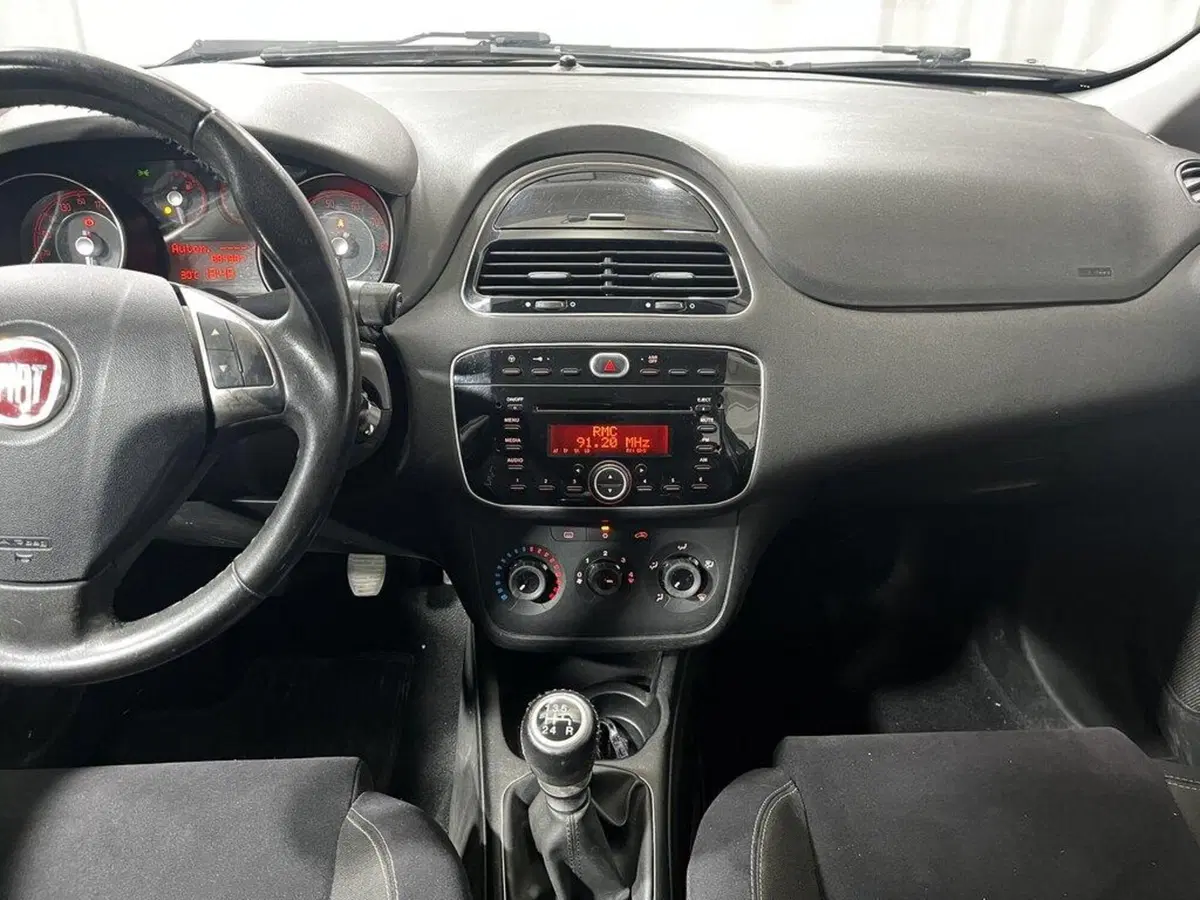 Fiat Punto usata a Sondrio (14)