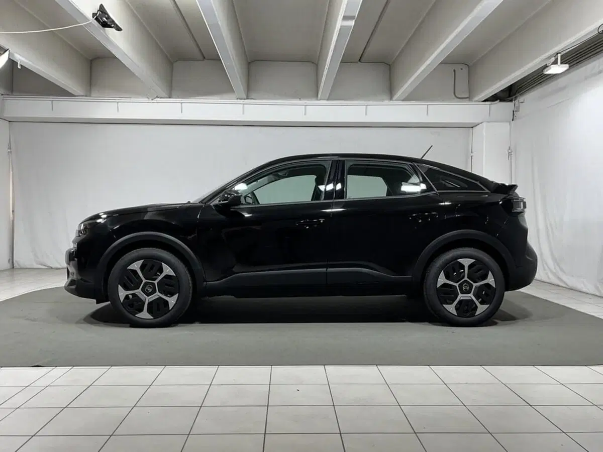 Citroen C4 nuova a Sondrio (2)