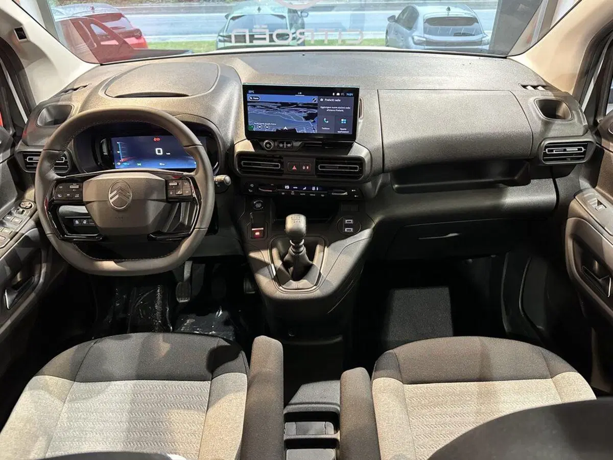 Citroen Berlingo nuova a Sondrio (11)