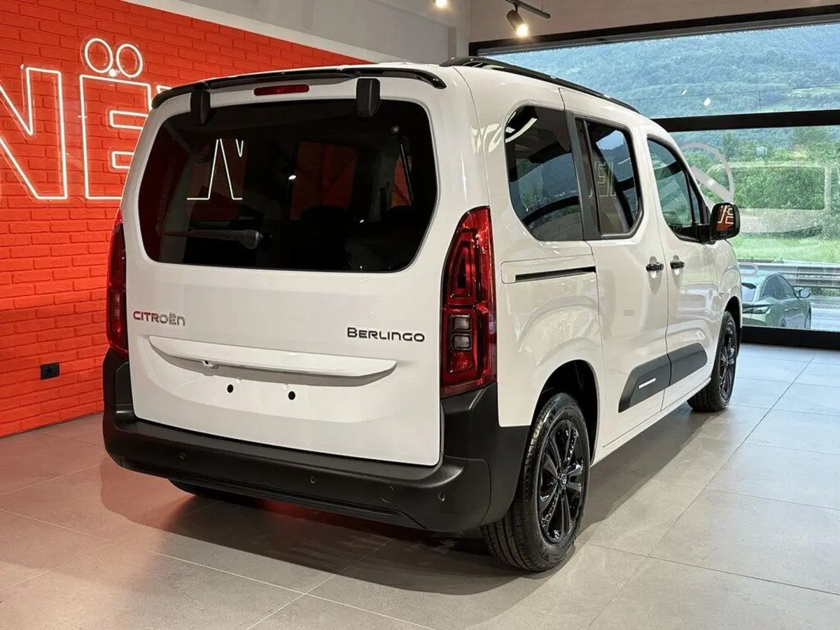 Citroen Berlingo nuova a Sondrio (4)