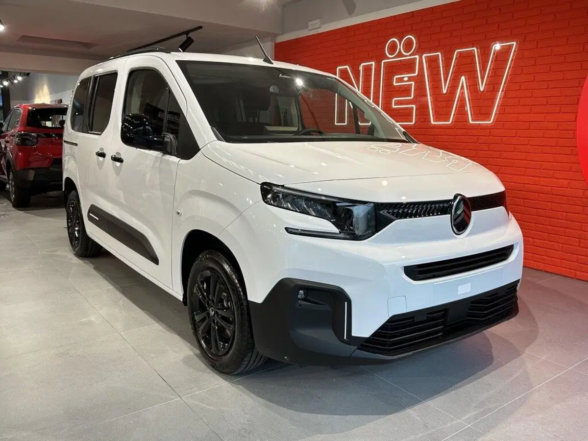 Citroen Berlingo nuova a Sondrio (6)