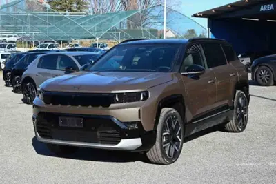 Jeep Compass full-electric First Edition fwd 213cv auto nuova a Pianezza