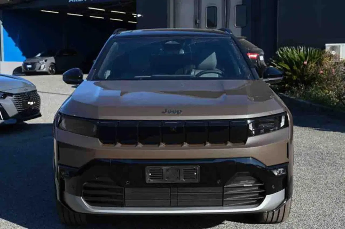 Jeep Compass nuova a Torino (16)
