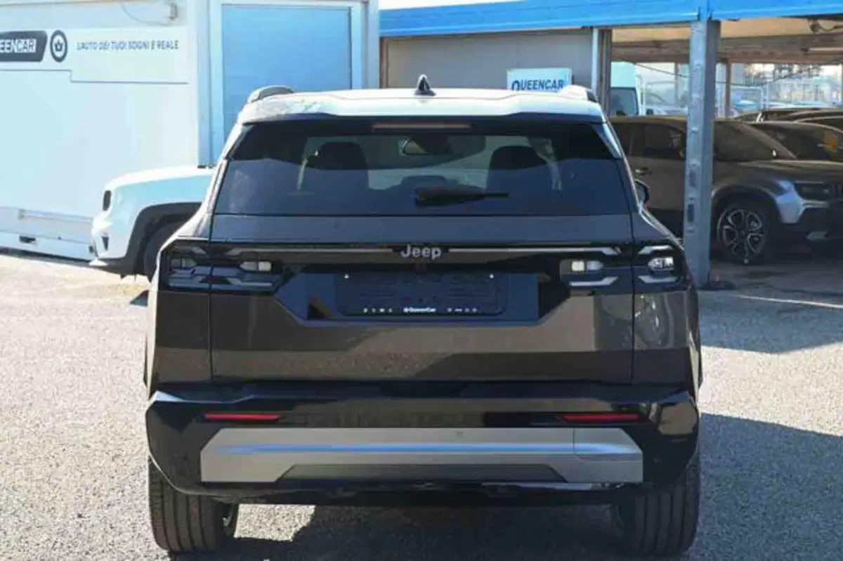 Jeep Compass nuova a Torino (18)