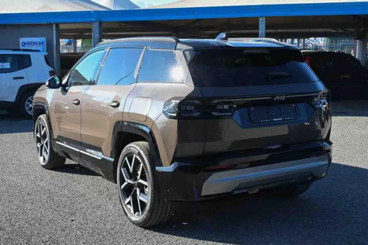 Jeep Compass nuova a Torino (4)