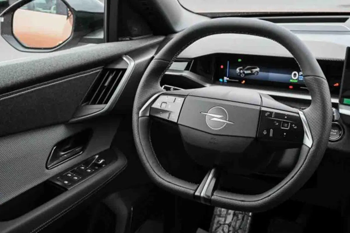 Opel Grandland nuova a Torino (16)