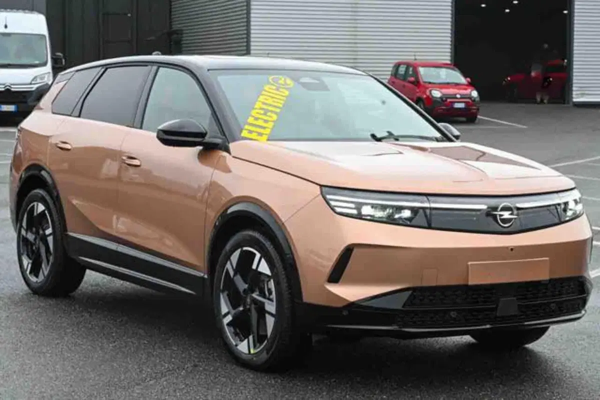 Opel Grandland nuova a Torino (2)