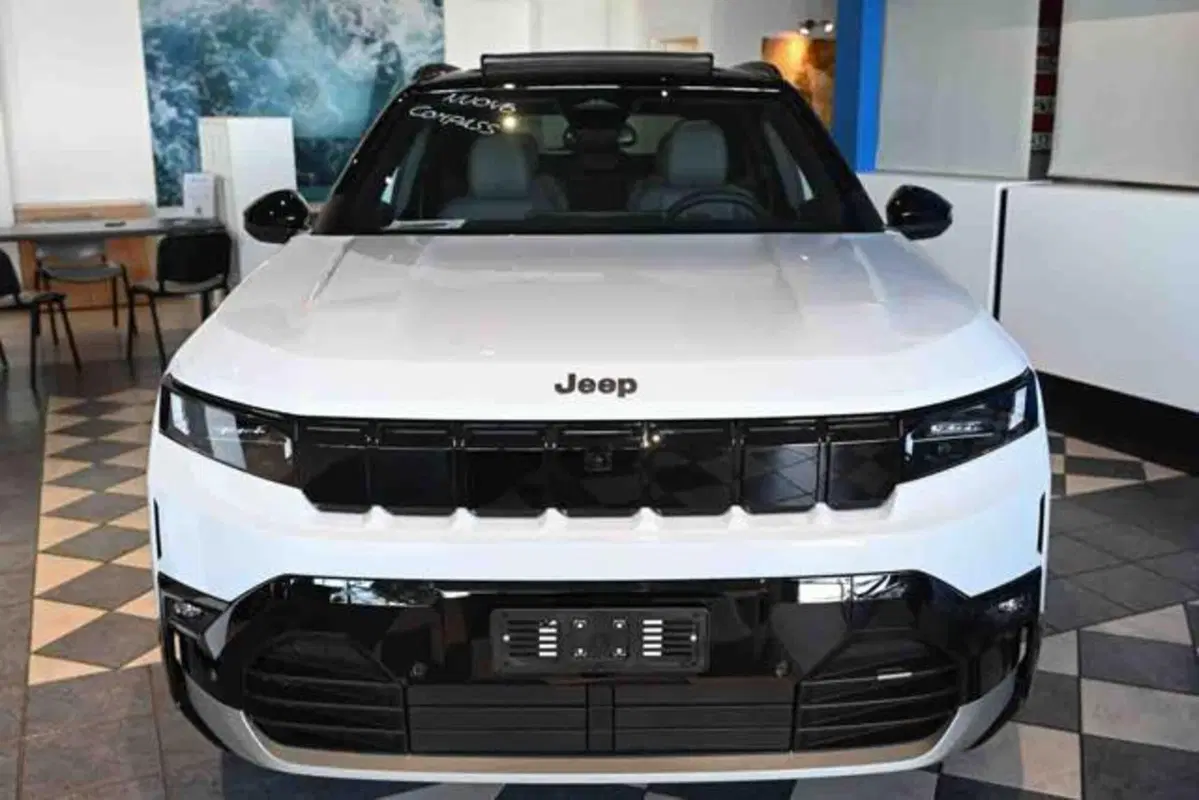 Jeep Compass nuova a Torino (2)