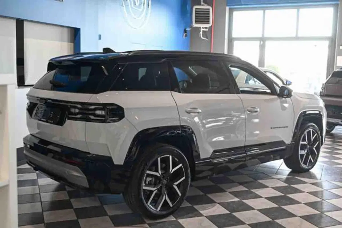 Jeep Compass nuova a Torino (4)