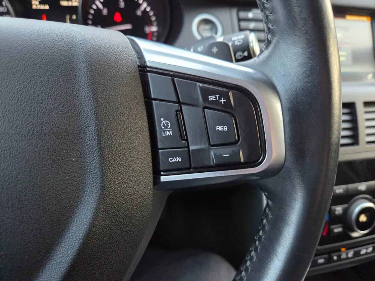 Land Rover Discovery Sport usata a Torino (20)